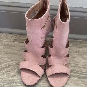 Blush Heel